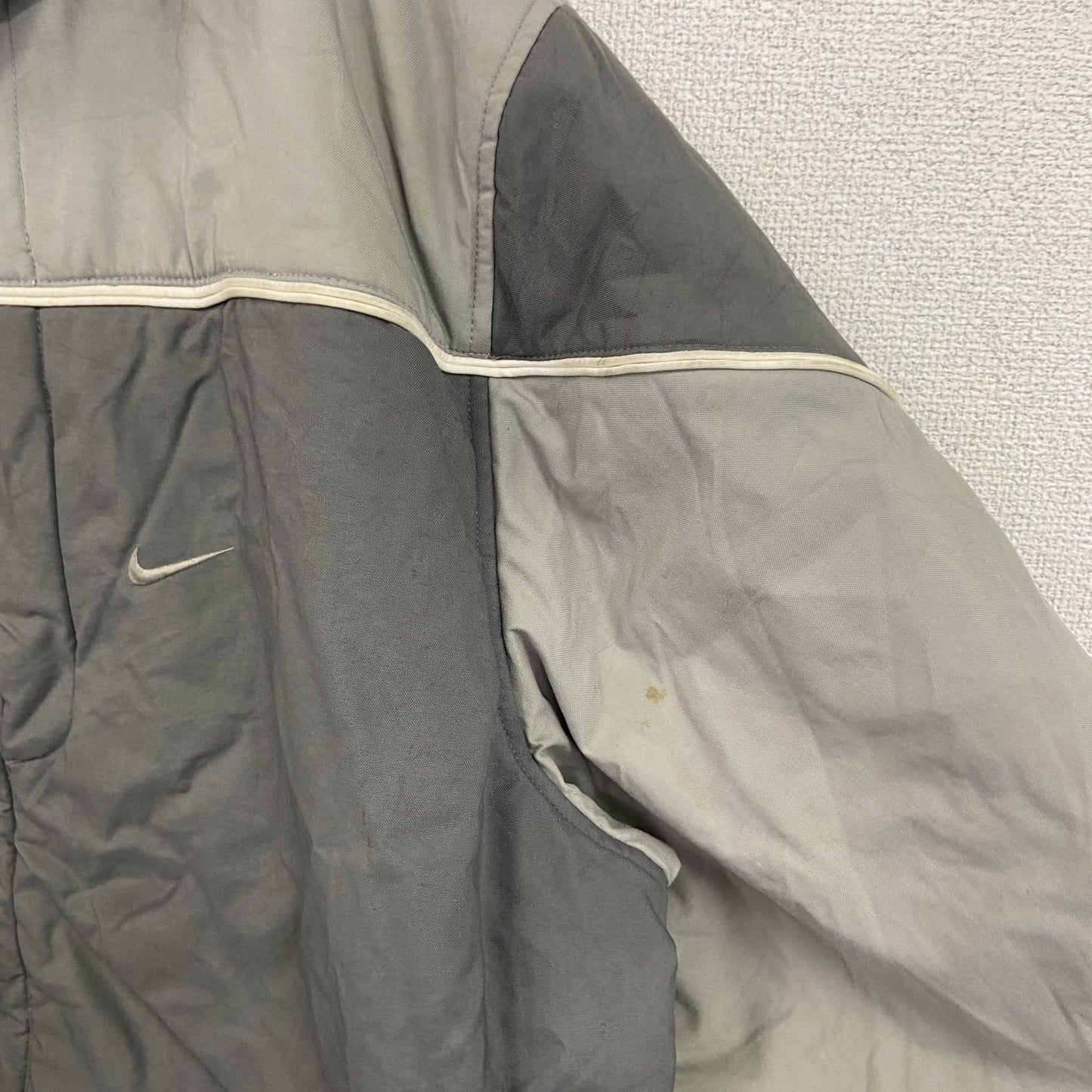 00s　NIKE　ナイキ　マウンテンパーカー　ヴィンテージ　中綿入り　灰色　グレー　XLサイズ