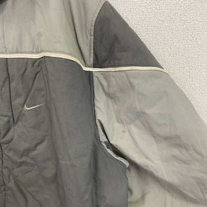 00s　NIKE　ナイキ　マウンテンパーカー　ヴィンテージ　中綿入り　灰色　グレー　XLサイズ