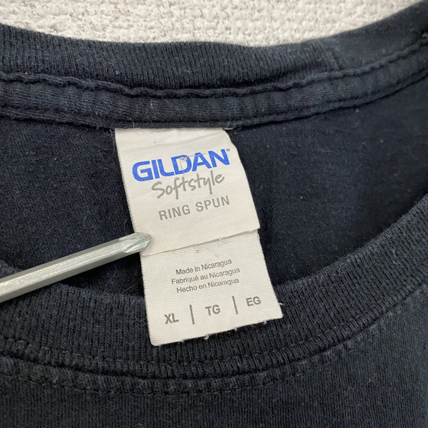 GILDAN　ギルダン　半袖プリントTシャツ　英字プリント　黒　ブラック　XLサイズ