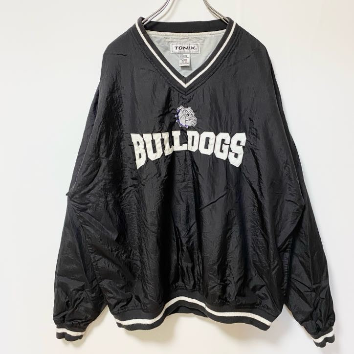 古着 used　TONIX　長袖ナイロンプルオーバージャケット　ロゴ刺繍　BULLDOGS　黒　ビッグシルエット　XLサイズ