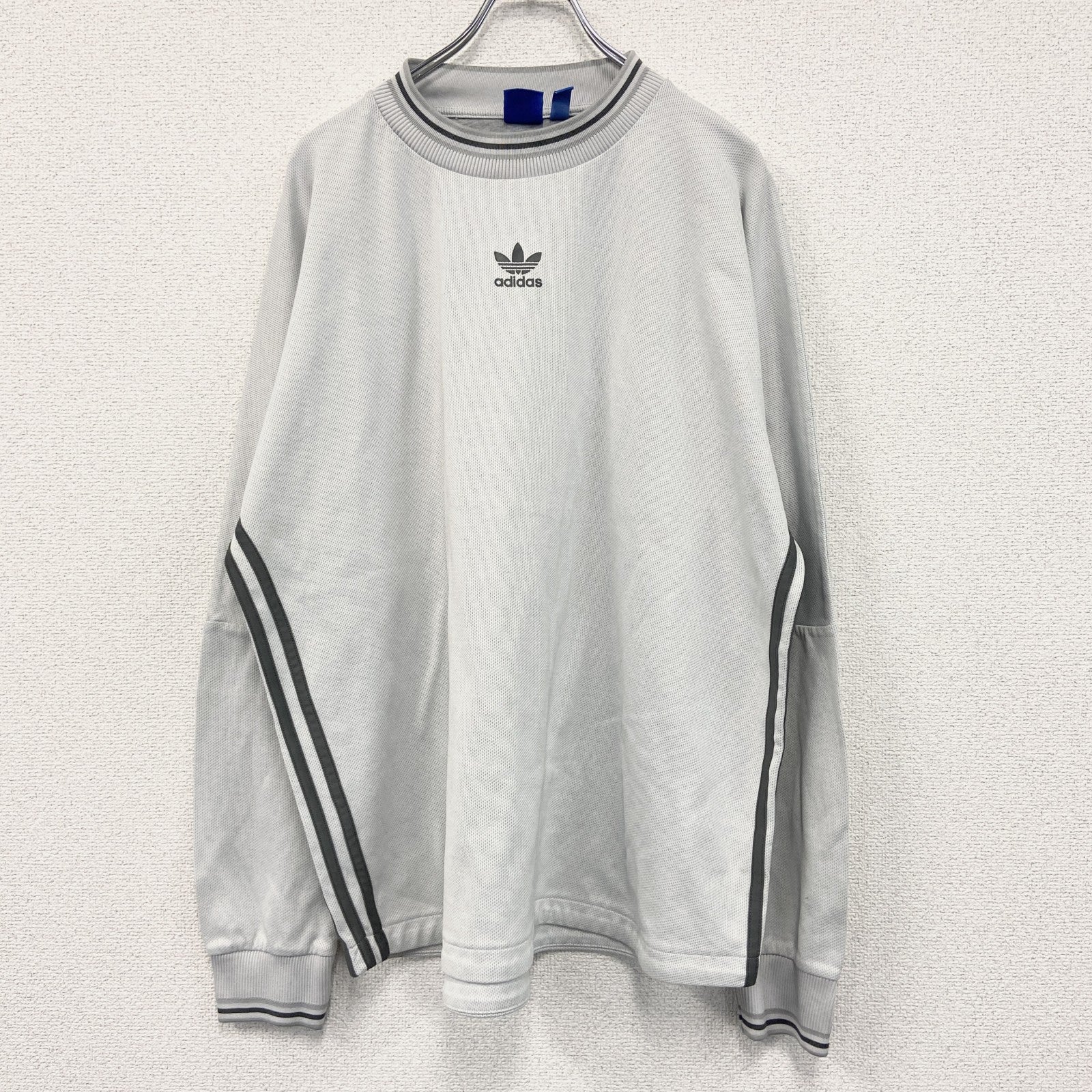 adidas　アディダス　スウェット/トレーナー　グレー　XLサイズ