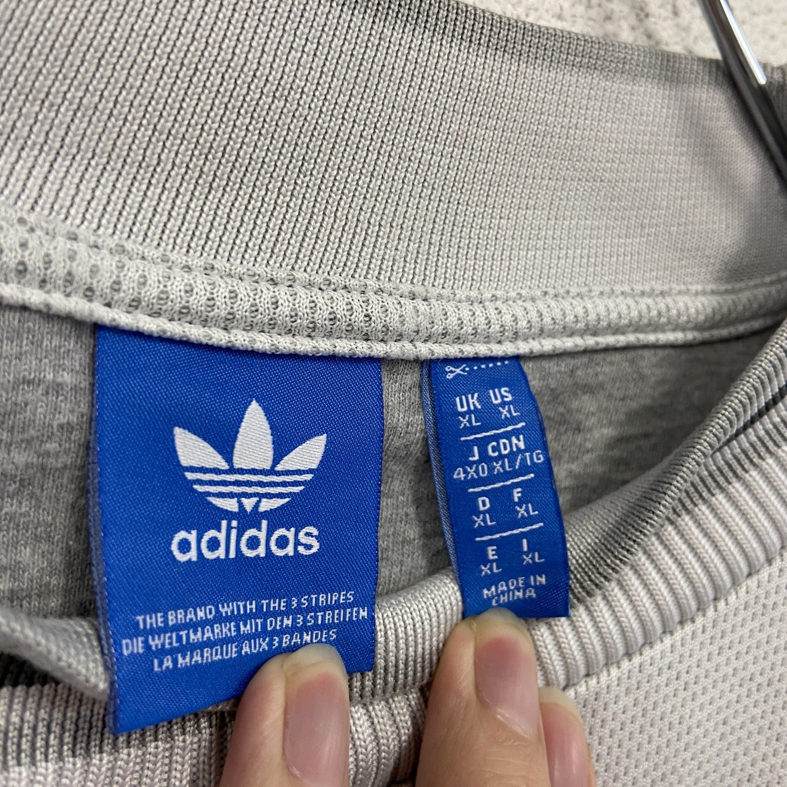 adidas　アディダス　スウェット/トレーナー　グレー　XLサイズ
