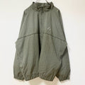 古着 used　IZOD アイゾッド　長袖ハーフジップナイロンプルオーバー　チェック柄　グレー　ワンポイント刺繡　Mサイズ