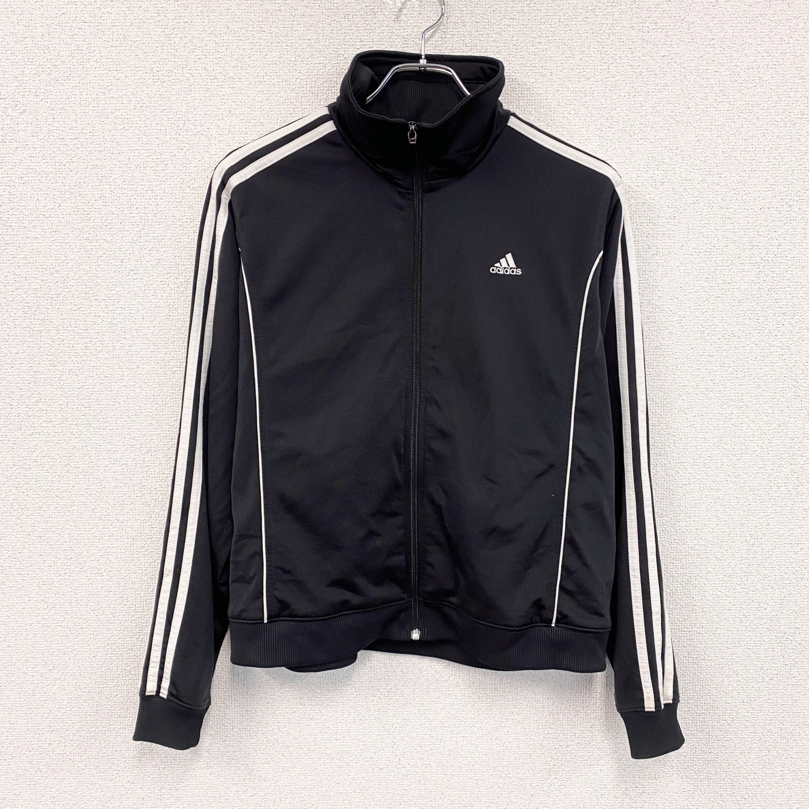 adidas　アディダス　トラックジャケット/ジャージ　黒　ブラック　Lサイズ