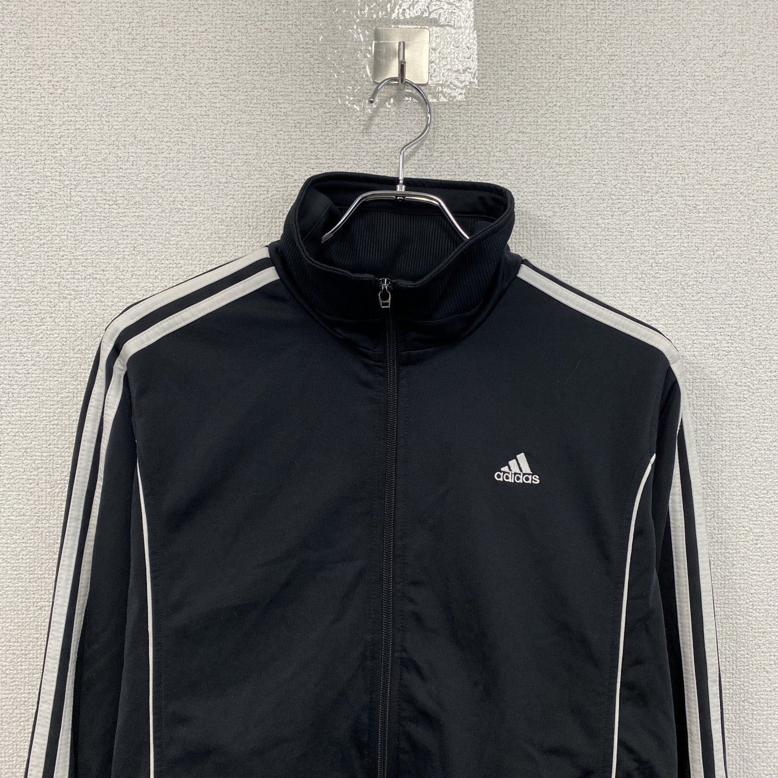 adidas　アディダス　トラックジャケット/ジャージ　黒　ブラック　Lサイズ