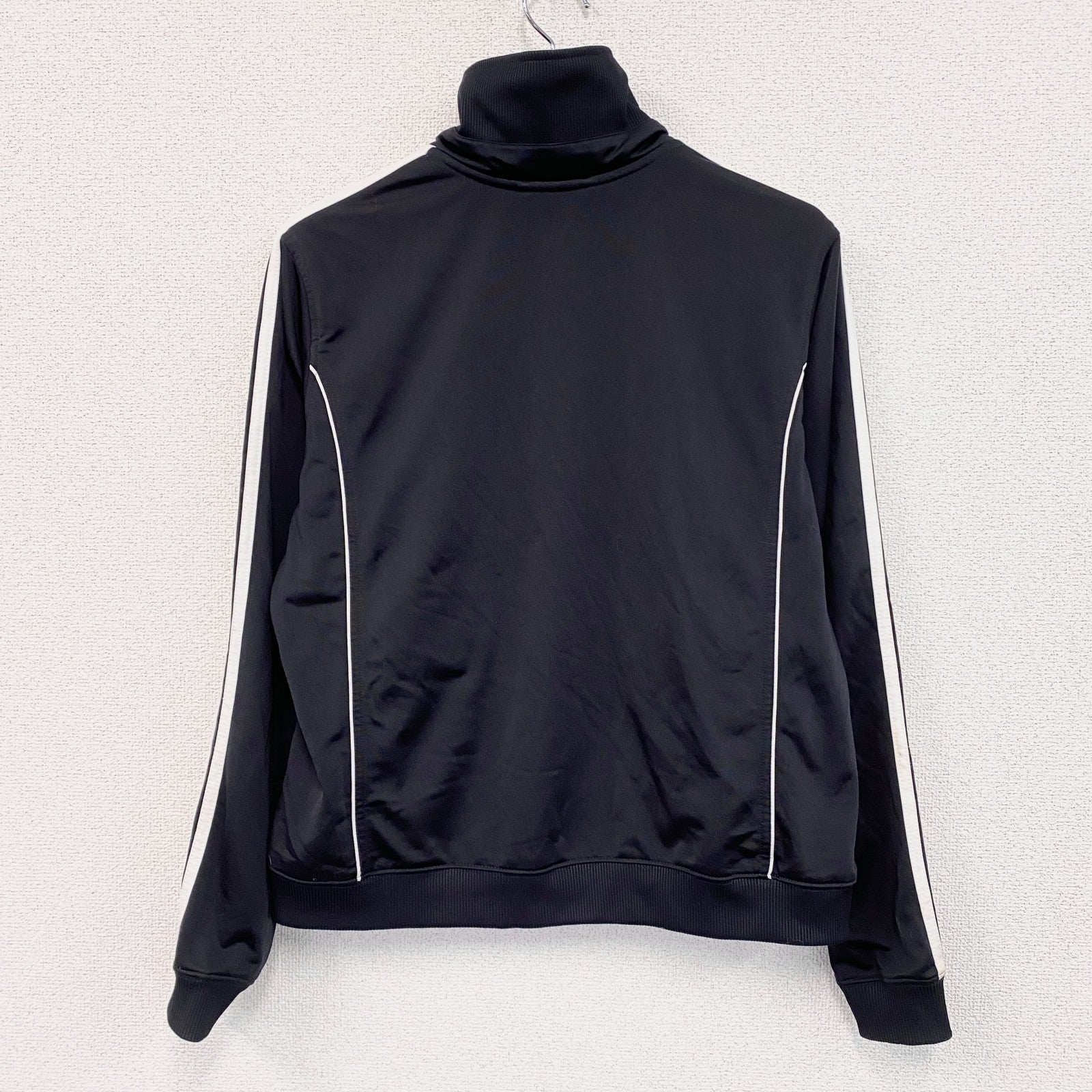 adidas　アディダス　トラックジャケット/ジャージ　黒　ブラック　Lサイズ