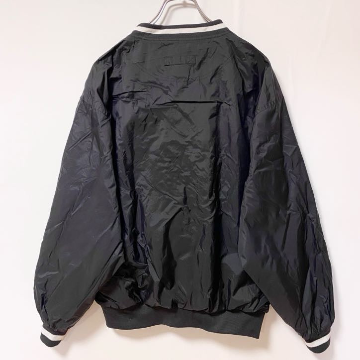 古着 used　Sport-Tek　長袖ナイロンプリントジャケット　Vネックプルオーバー　チアリーディング　黒　ブラック　Lサイズ