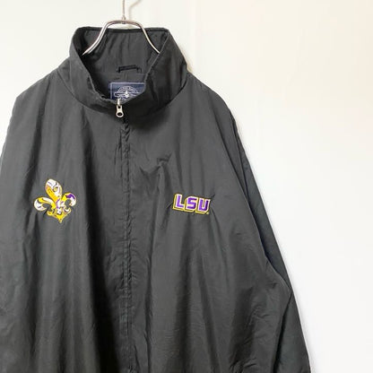 古着 used　CHARLES RIVER　長袖ハイネックナイロンジャケット　ジップアップジャケット　ワンポイント刺繍　LSU　黒