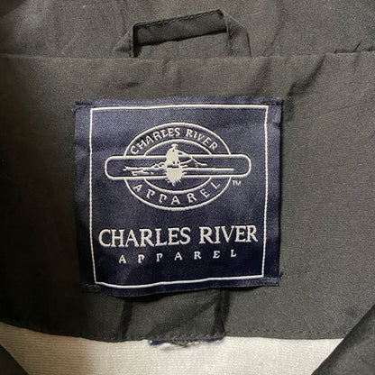 古着 used　CHARLES RIVER　長袖ハイネックナイロンジャケット　ジップアップジャケット　ワンポイント刺繍　LSU　黒