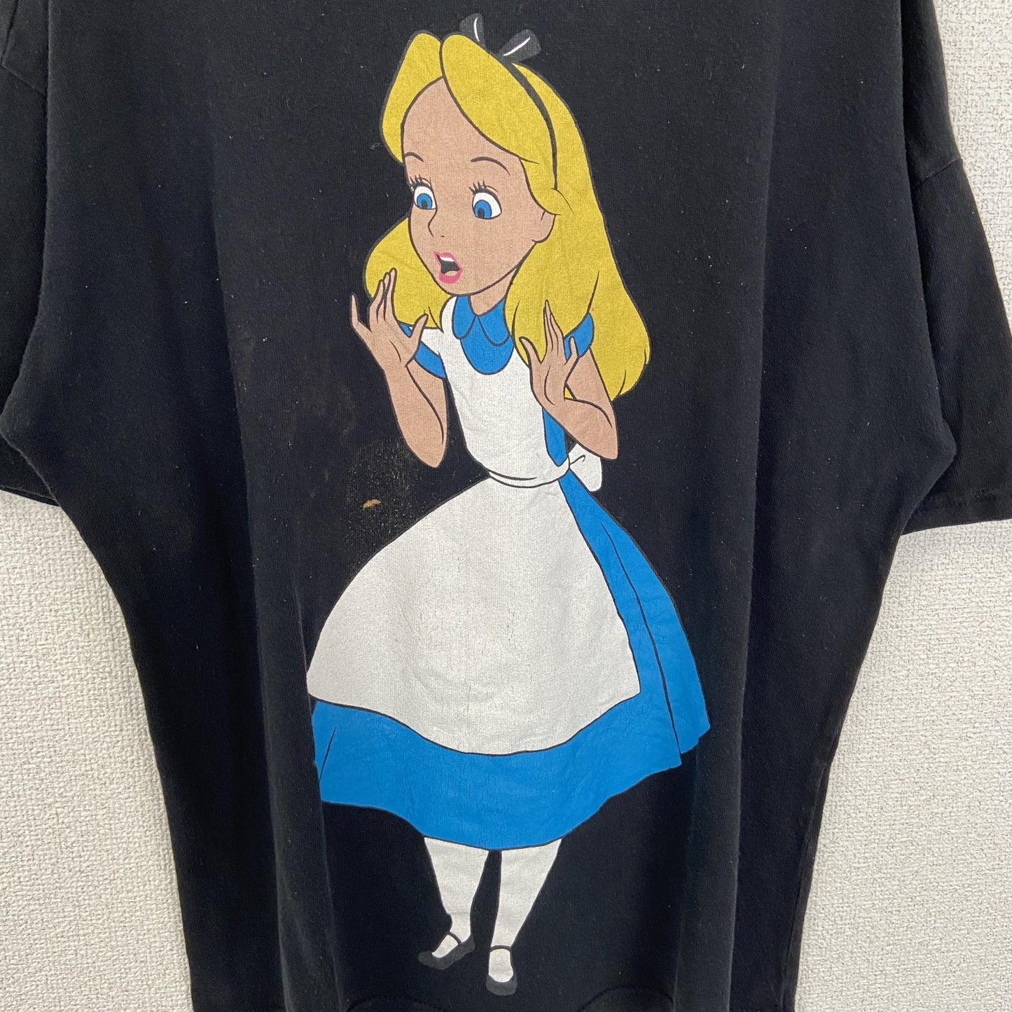 古着 used　ZARA　Disney　ディズニー　不思議の国のアリス　半袖キャラクタービッグプリントTシャツ　黒　Lサイズ