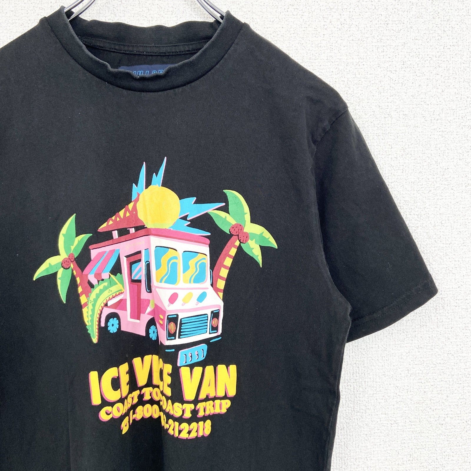 古着 used　PULL&BEAR　プルアンドベア　半袖デザインプリントTシャツ　クルーネック　バス　黒　XSサイズ