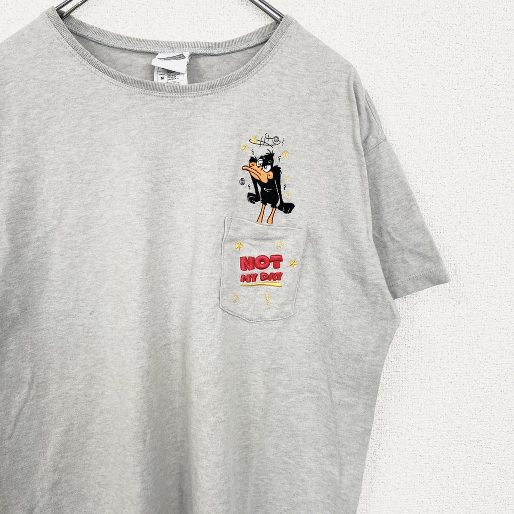 古着 used　Warner Bros　ワーナーブラザーズ　半袖刺繍ポケットTシャツ　LOONEY TUNES　グレー　Mサイズ
