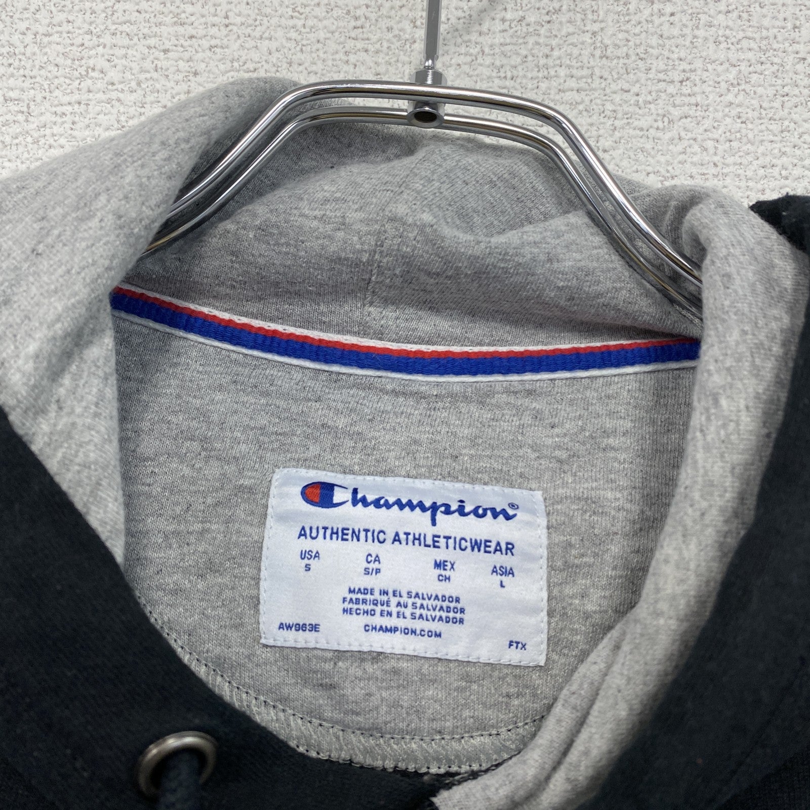 champion　チャンピオン　スウェットパーカー/フーディー　ロゴプリント　デカロゴ　現行　黒　ブラック　Sサイズ