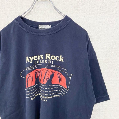 古着 used　Ayers Rock Designs　半袖デザインプリントTシャツ　クルーネック　ULURU　黒　Mサイズ