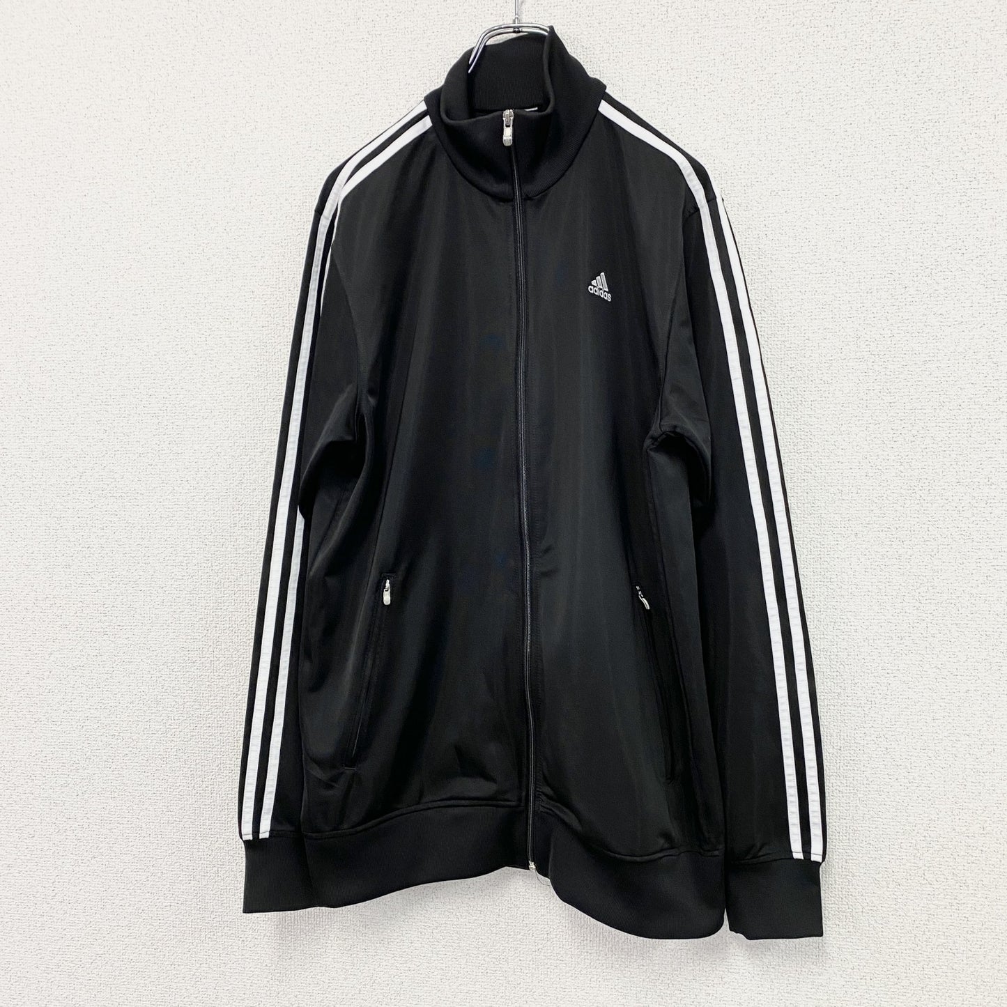 adidas　アディダス　トラックジャケット/ジャージ　パフォーマンスロゴ　黒　ブラック　Mサイズ
