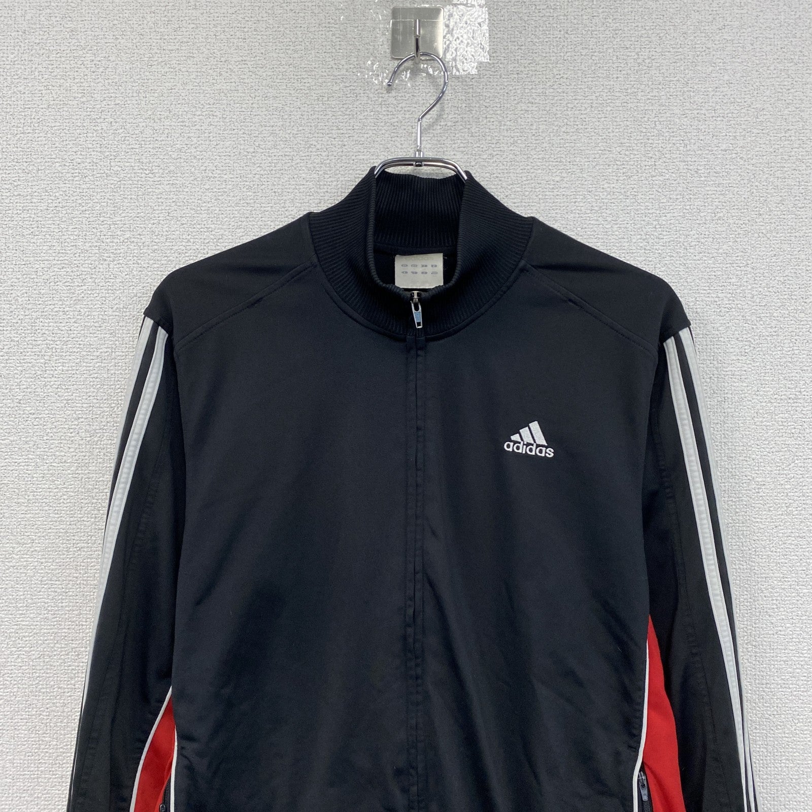 adidas　アディダス　トラックジャケット/ジャージ　黒　ブラック　Lサイズ