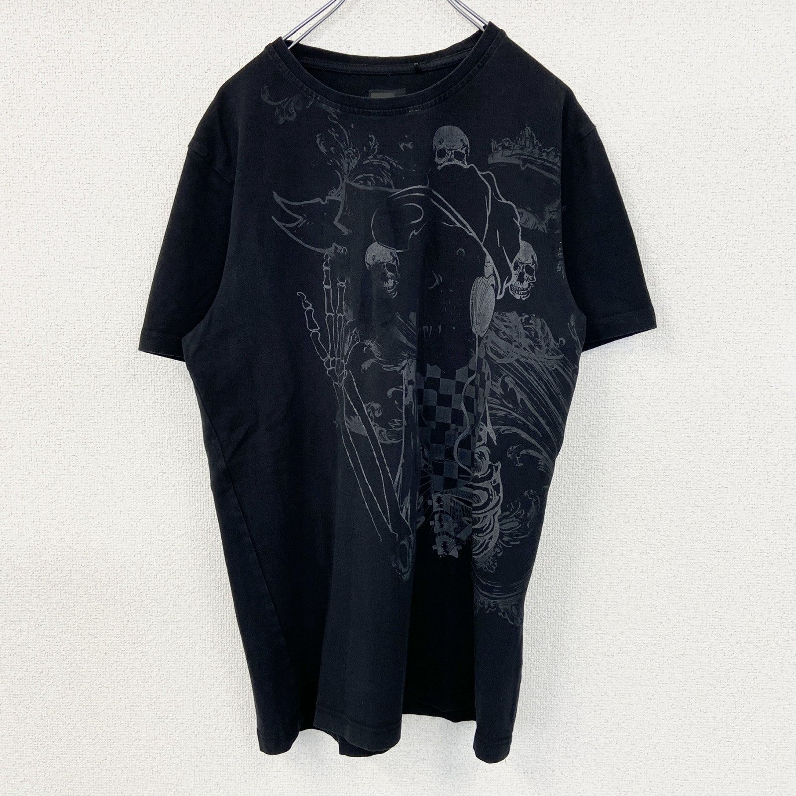 古着 used　MUSH ＭORE　半袖デザインプリントTシャツ　クルーネック　スカル　個性的　レトロ　黒　ブラック　Mサイズ