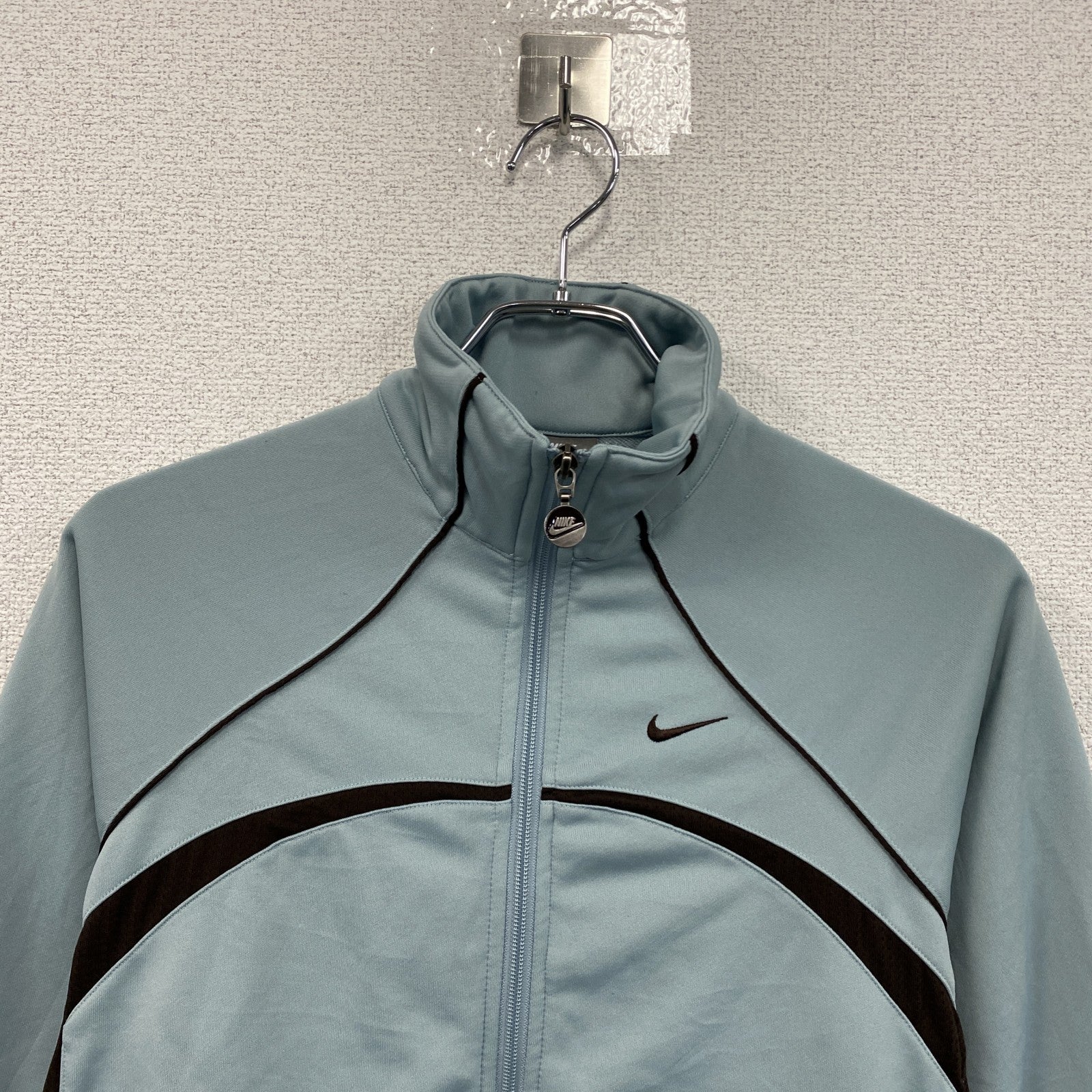 NIKE　ナイキ　トラックジャケット/ジャージ　水色　ライトブルー　Lサイズ