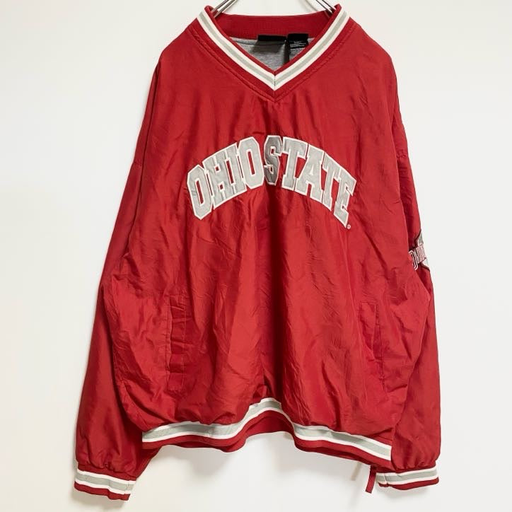 古着 used　TEAM ATHLETICS　長袖Vネックカレッジナイロンプルオーバー　ワッペン　オハイオ州立大学　赤　XLサイズ