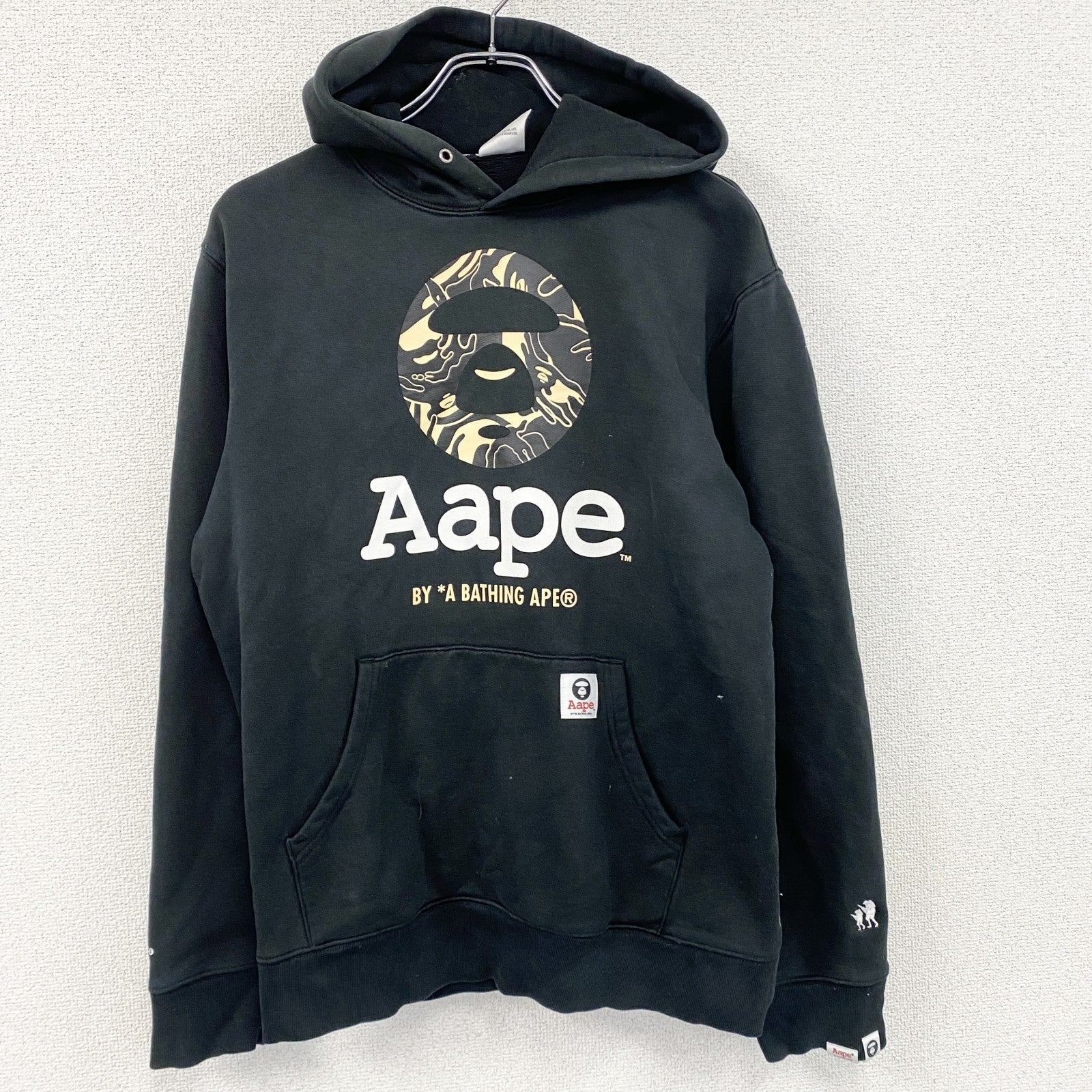 A BATHING APE　アベイシングエイプ　スウェットパーカー/フーディー　刺繍ロゴ　黒　ブラック　XLサイズ