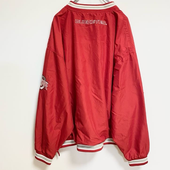 古着 used　TEAM ATHLETICS　長袖Vネックカレッジナイロンプルオーバー　ワッペン　オハイオ州立大学　赤　XLサイズ