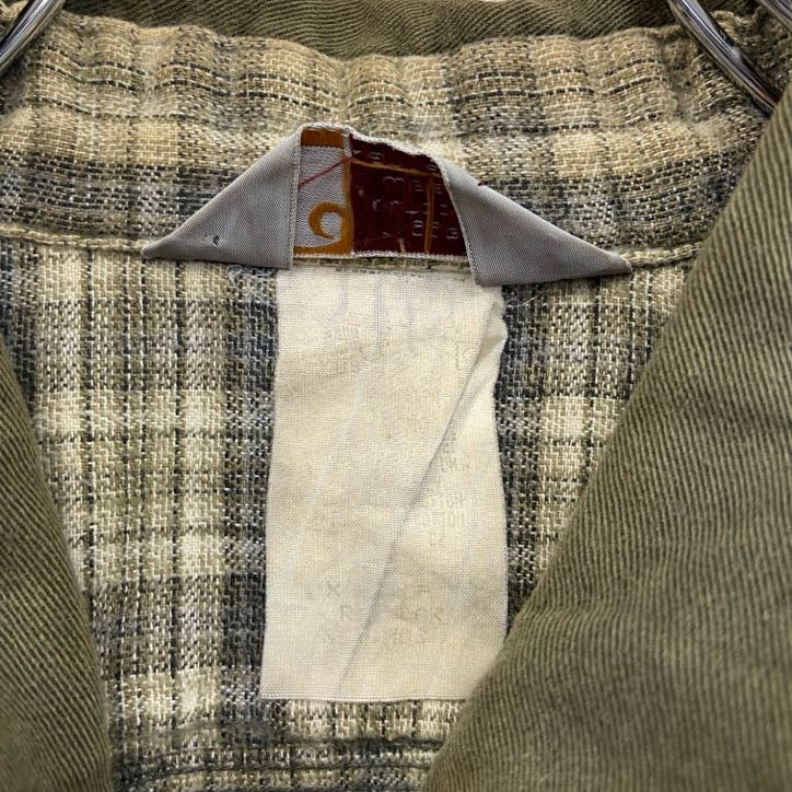 Carhartt　カーハート　長袖モールスキンシャツ　ネル生地チェック柄ライナー　フラップポケット　カーキ　