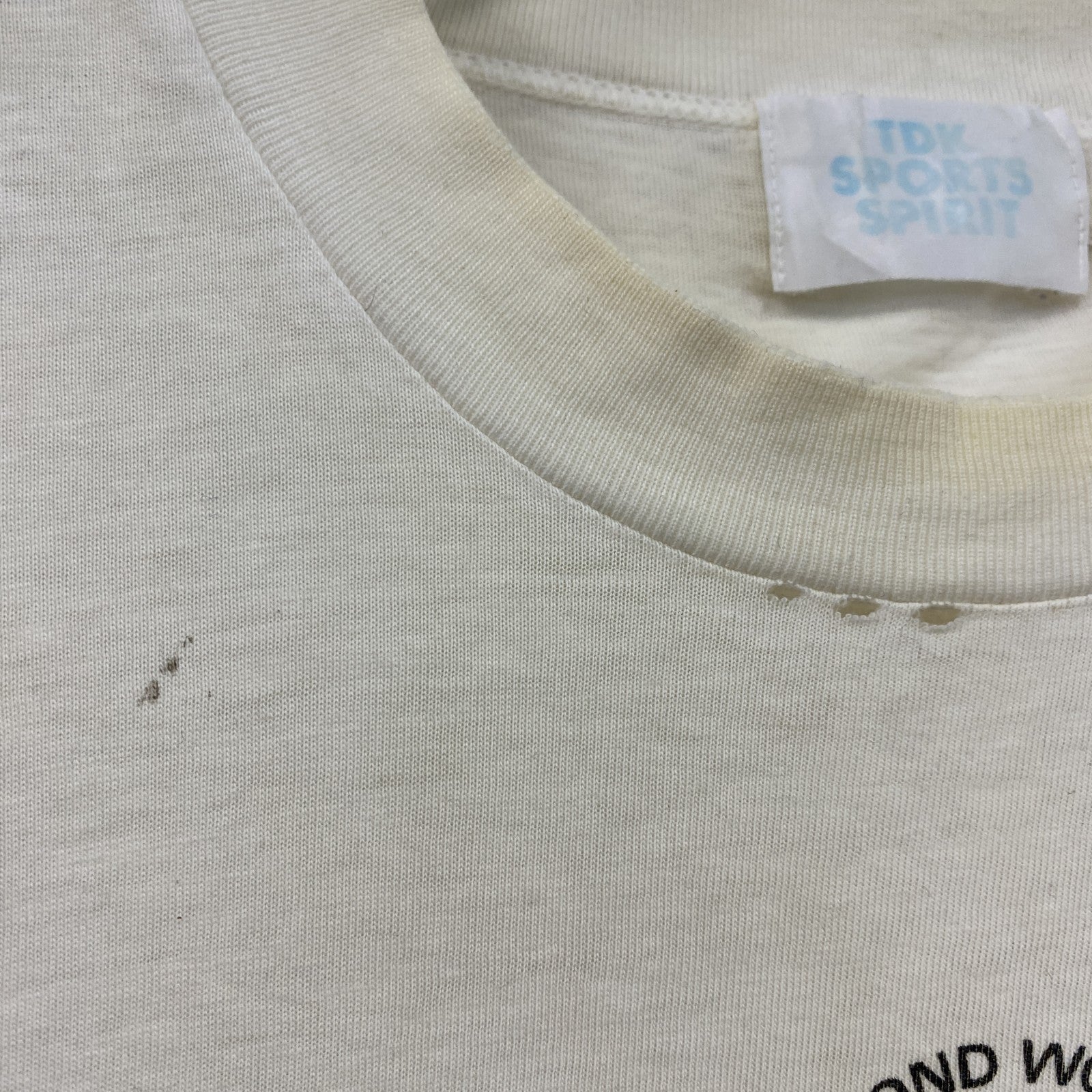 TDK SPORTS SPIRIT PRESENT　半袖プリントTシャツ　白　ホワイト
