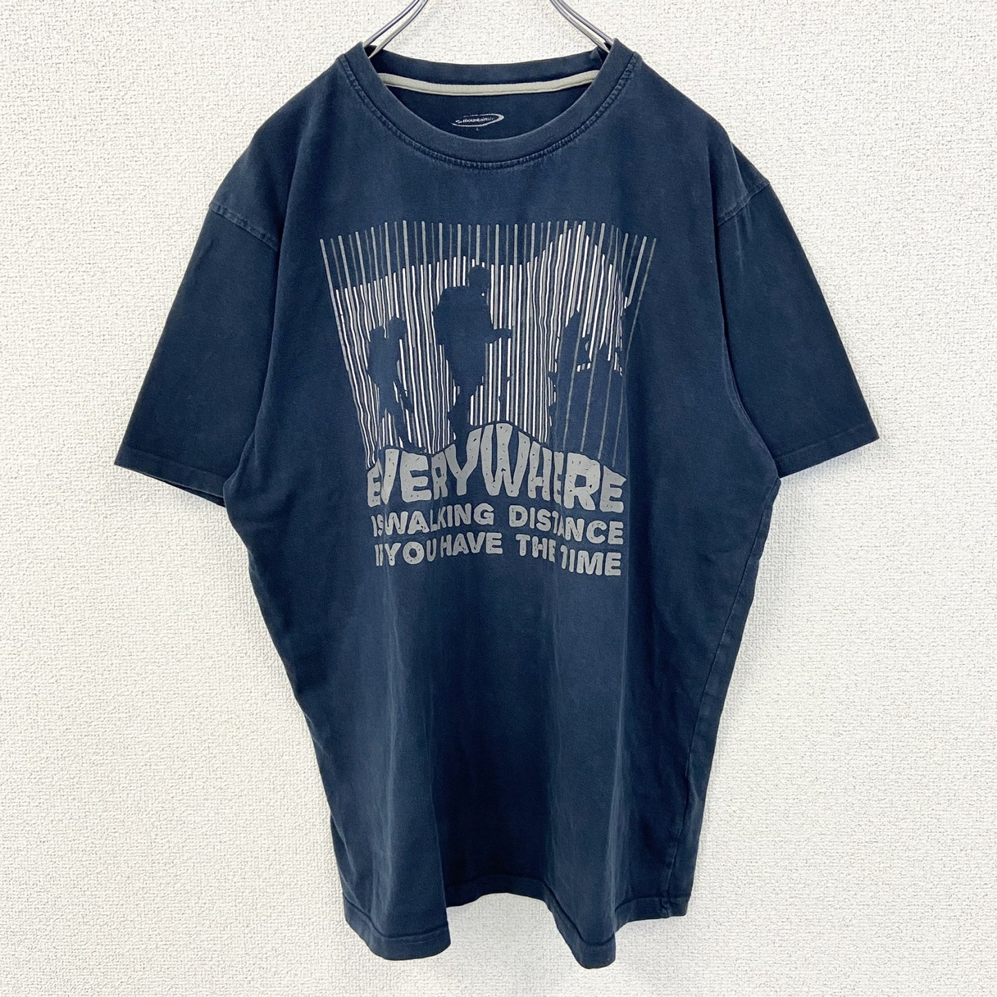 古着 used　MOUNTAINRIDERS　半袖プリントTシャツ　EVERY WHERE　クルーネック　ネイビー　Lサイズ