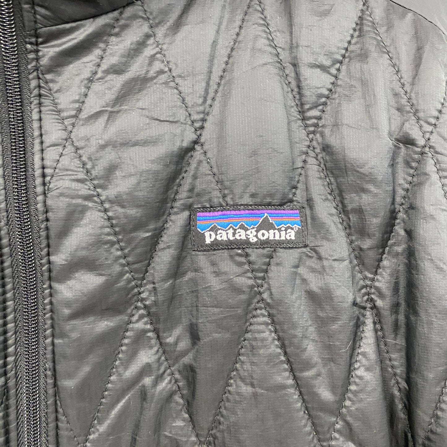 Patagonia　パタゴニア　ナノ・パフ・フーディ　キルティングジャケット　中綿入り　黒　ブラック　Lサイズ