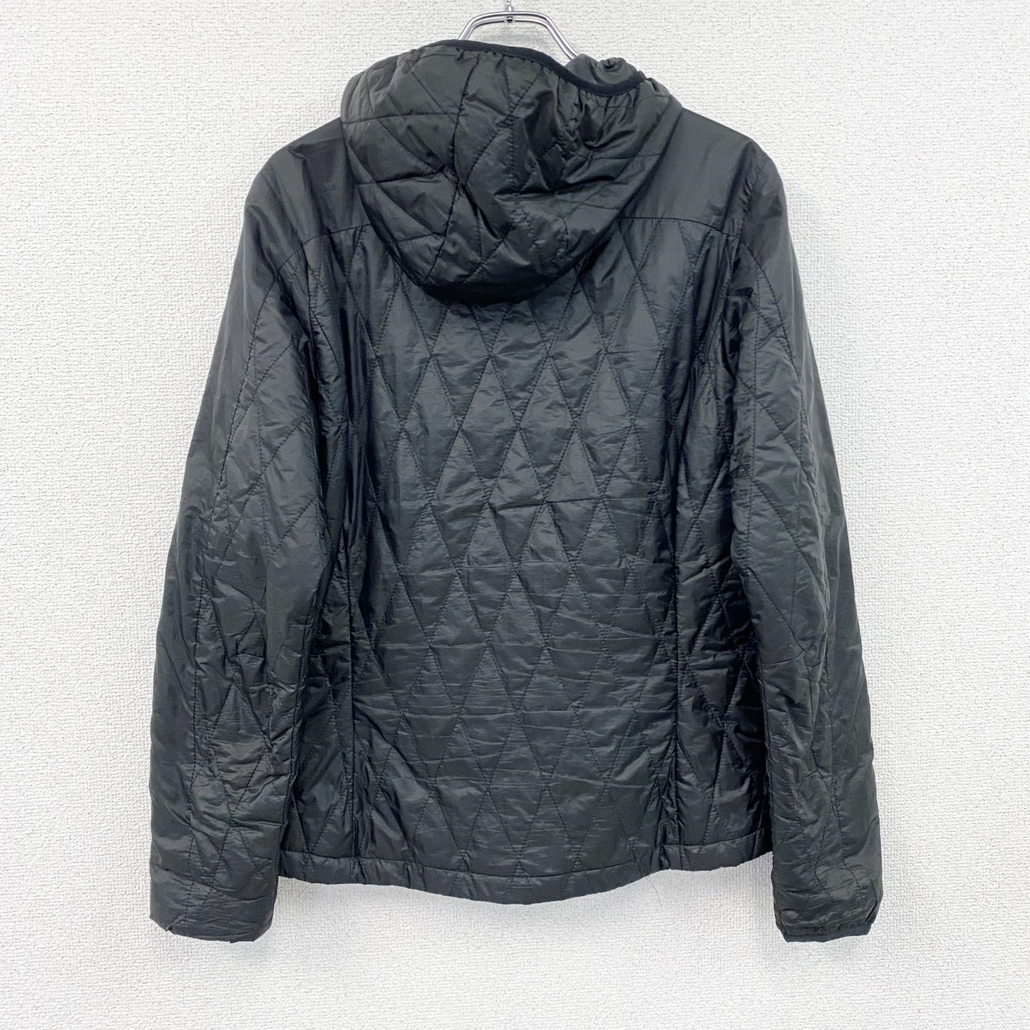 Patagonia　パタゴニア　ナノ・パフ・フーディ　キルティングジャケット　中綿入り　黒　ブラック　Lサイズ