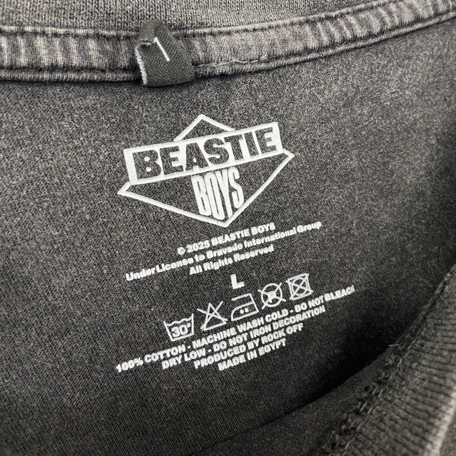 The Beastie Boys　ビースティ・ボーイズ　Multicolour Logo　半袖プリントTシャツ　ラップT　オフィシャル　グレー　Lサイズ【新品・正規品】