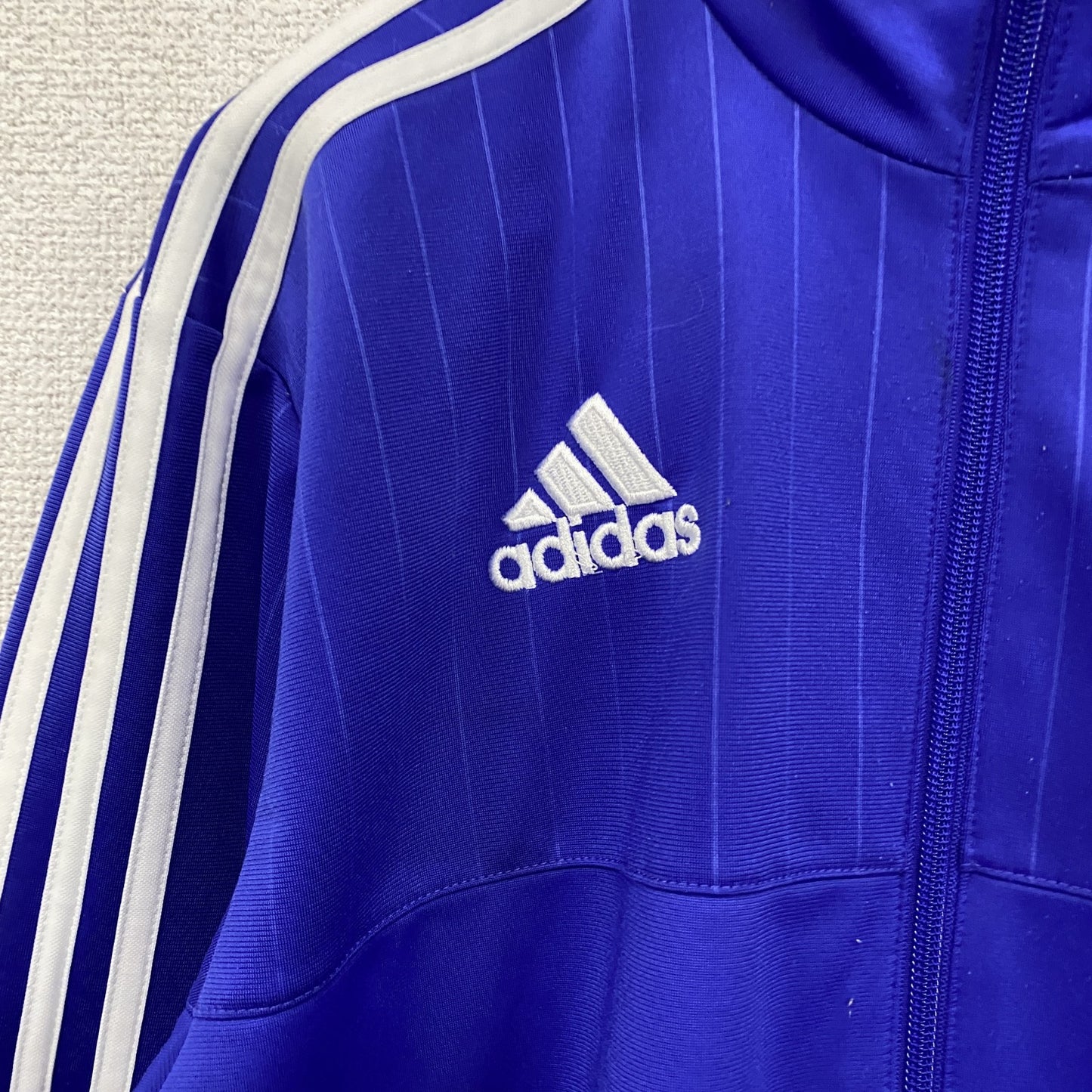 adidas　アディダス　トラックジャケット/ジャージ　パフォーマンスロゴ　デカロゴ　青　ブルー
