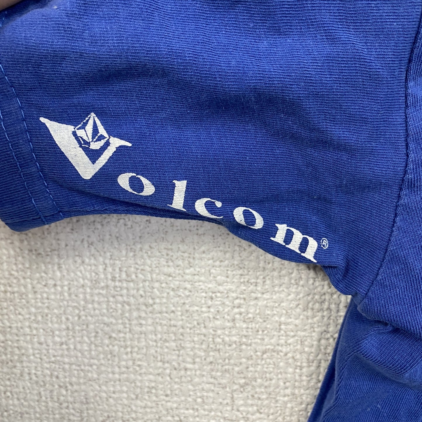 Volcom　ボルコム　半袖プリントTシャツ　青　ブルー　Mサイズ