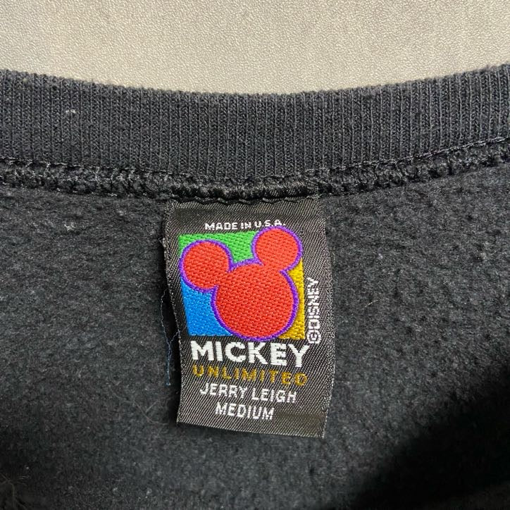 古着 used　Disney　MICKEY UNLIMITED　ミッキー　90s　USA製　長袖スウェット　トレーナー　Mサイズ