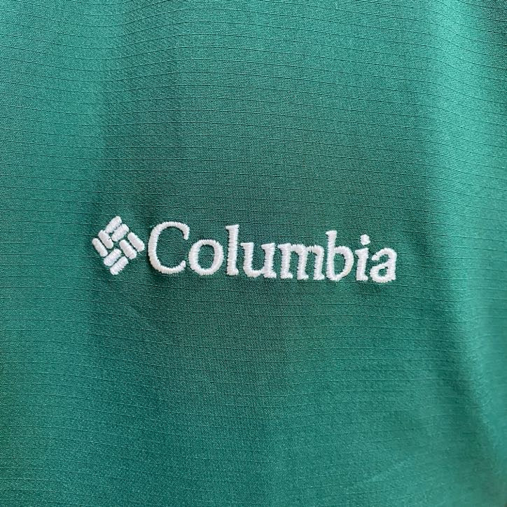古着 used　Columbia　コロンビア　長袖ハーフジップブルゾン　ワンポイント刺繡ジャンパー　MARSHALL　緑　Mサイズ