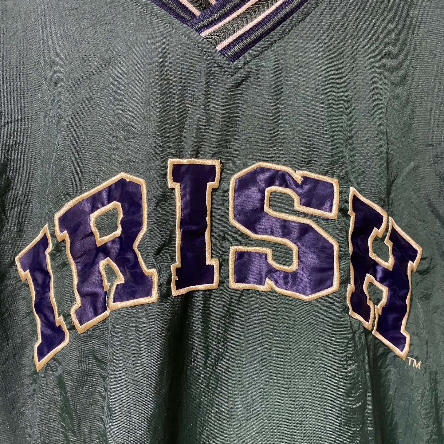 古着 used　90s　Champion　チャンピオン　長袖カレッジナイロンジャケット　ノートルダム大学　緑　オーバーサイズ