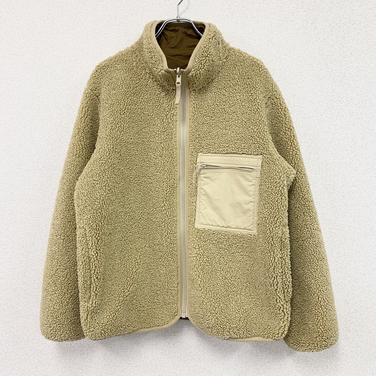 UNIQLO U　ユニクロユー　ボアフリースリバーシブルジャケット　ベージュ　Lサイズ