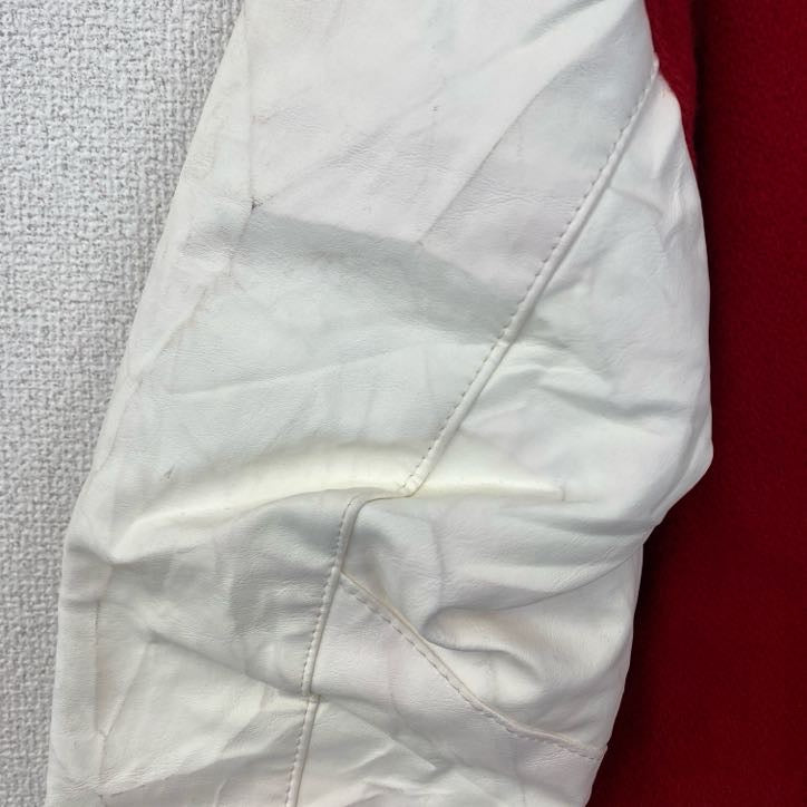 古着 used BUSH KELLER CO　長袖スタジャン　ブルゾン　アウター　レトロデザイン　無地　赤　白　Sサイズ