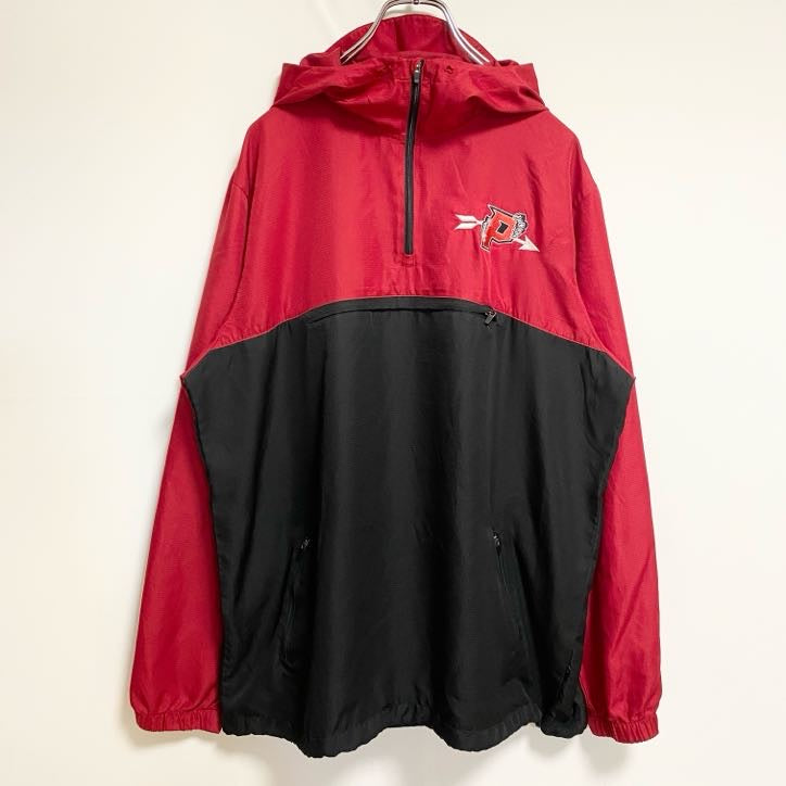 古着 used　Pennant　長袖ハーフジップナイロンジャケット　ワンポイント刺　バイカラー　赤　黒　秋冬服　Mサイズ