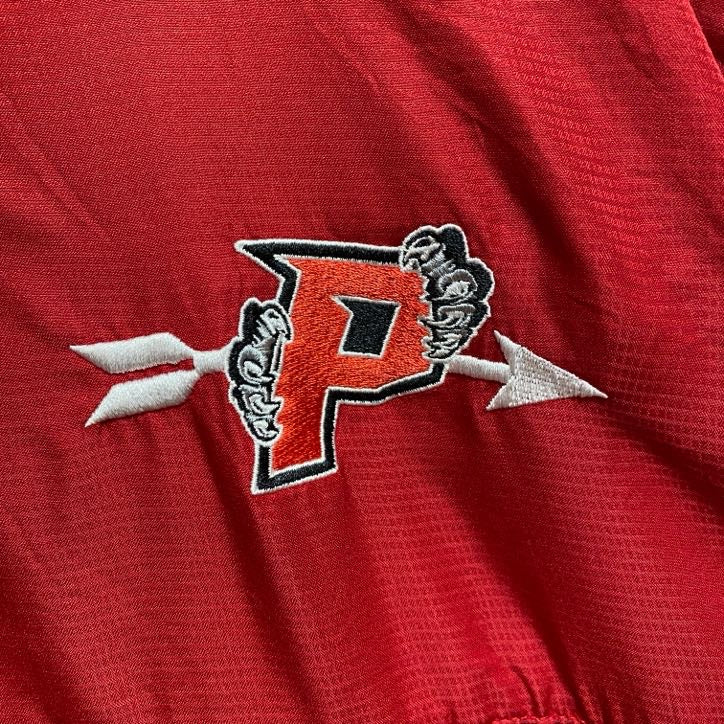 古着 used　Pennant　長袖ハーフジップナイロンジャケット　ワンポイント刺　バイカラー　赤　黒　秋冬服　Mサイズ