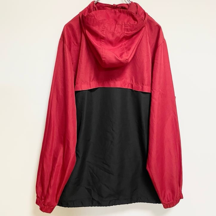 古着 used　Pennant　長袖ハーフジップナイロンジャケット　ワンポイント刺　バイカラー　赤　黒　秋冬服　Mサイズ