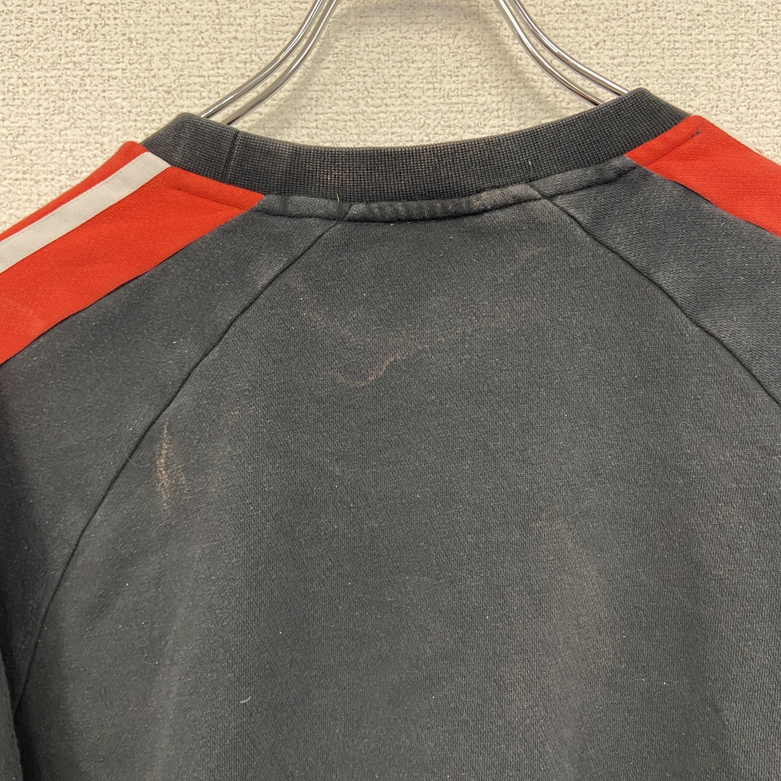 adidas　アディダス　スウェット/トレーナー　スリーストライプス　バイカラー　赤　黒　Sサイズ