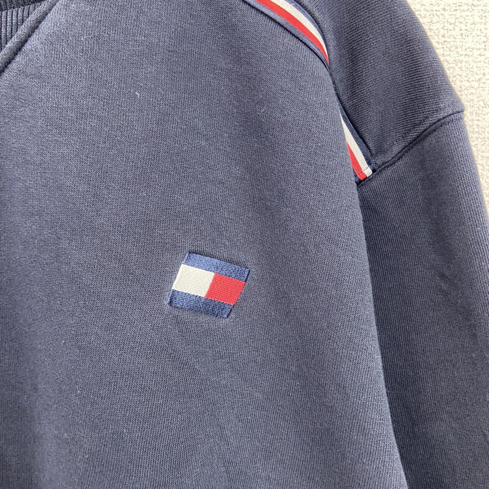 TOMMY HILFIGER　トミーヒルフィガー　スウェット/トレーナー　紺　ネイビー