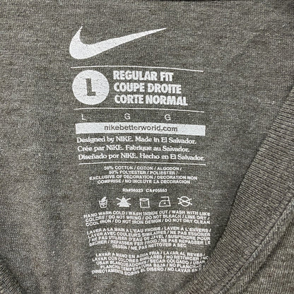 NIKE　ナイキ　半袖プリントTシャツ　ワンポイント刺ロゴ　ダークグレー　Lサイズ