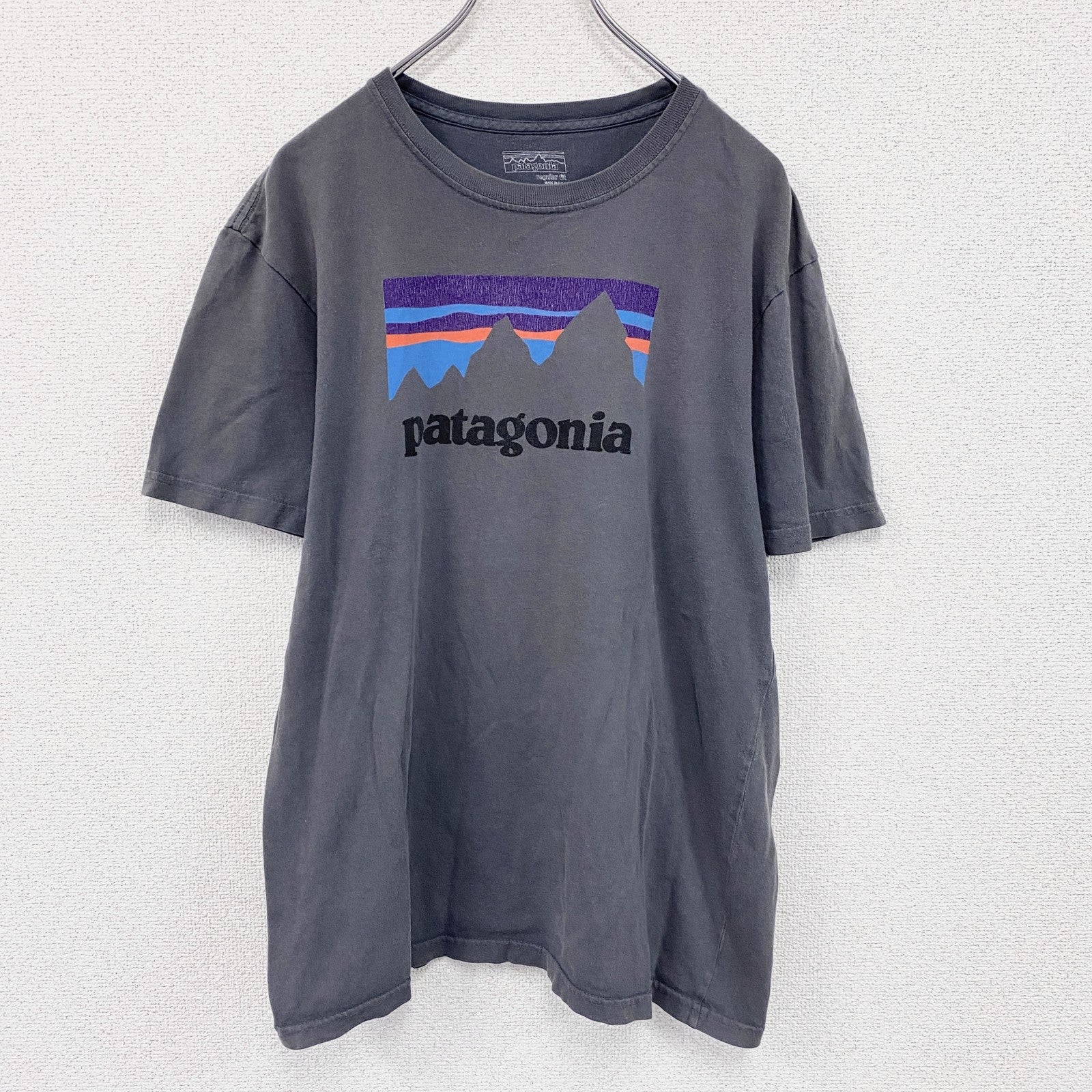 patagonia　パタゴニア　半袖プリントTシャツ　ダークグレー　Mサイズ