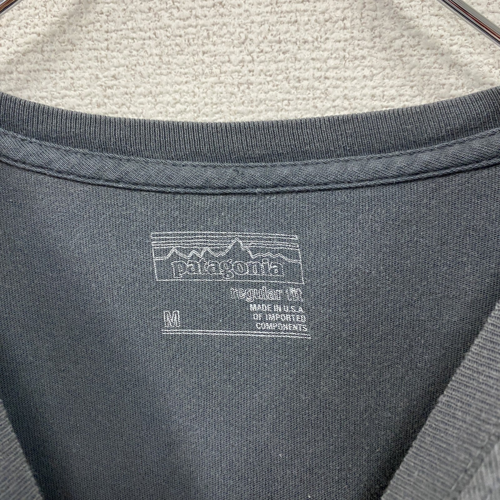 patagonia　パタゴニア　半袖プリントTシャツ　ダークグレー　Mサイズ