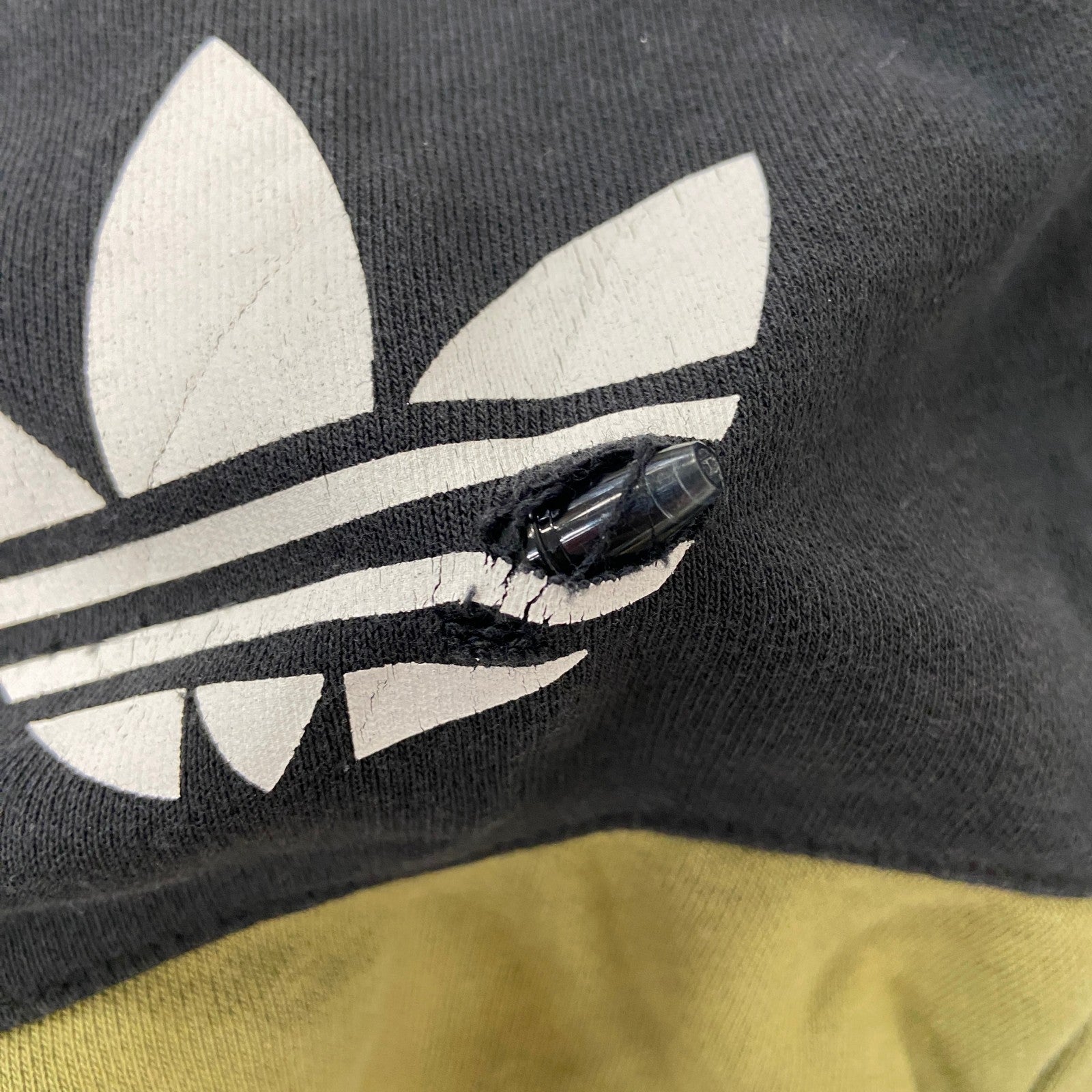 adidas　アディダス　スウェット/トレーナー　バイカラー　カーキ　黒　Sサイズ