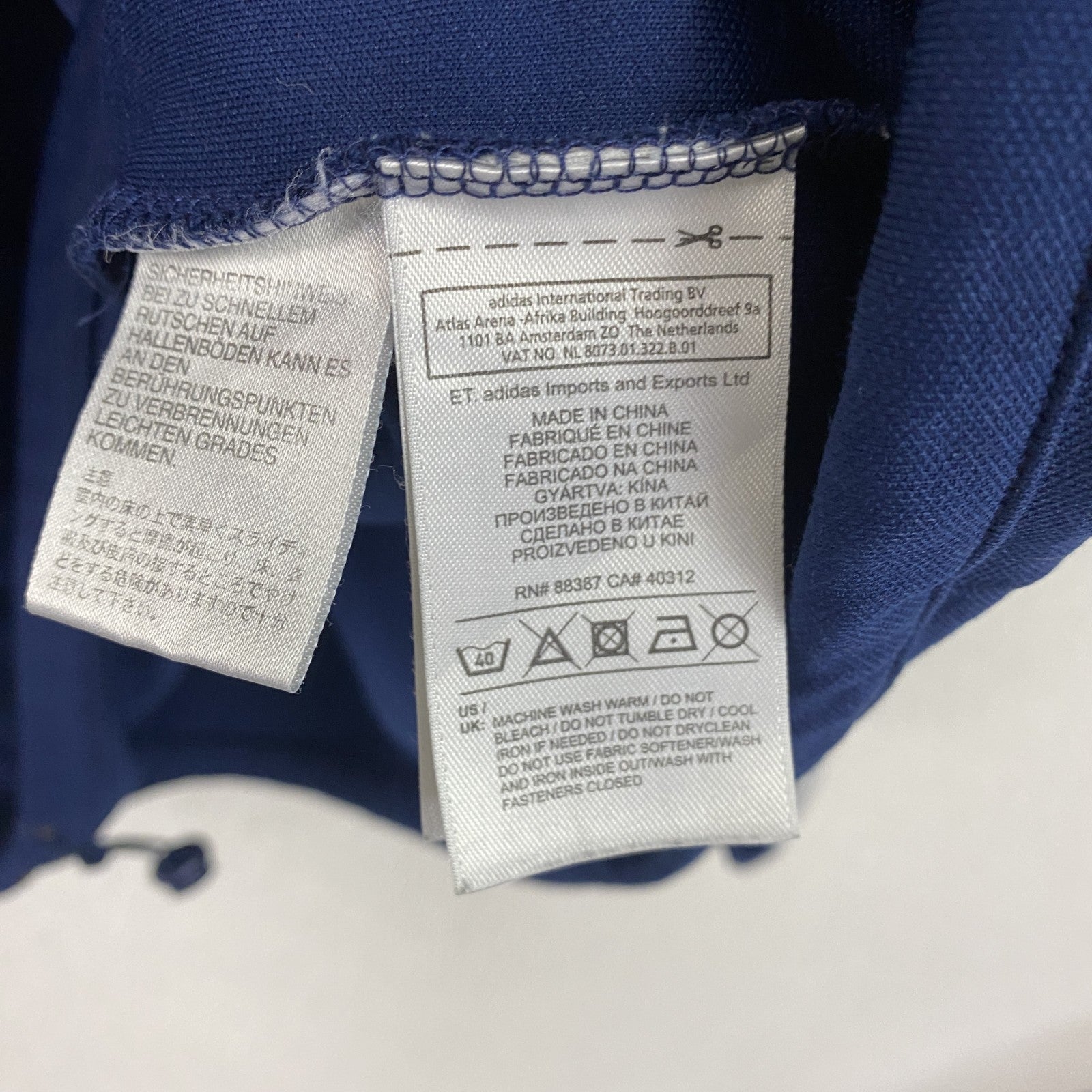 adidas　アディダス　トラックジャケット/ジャージ　紺　ネイビー　Mサイズ