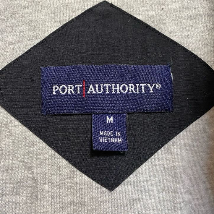 古着 used　PORT AUTHORITY　長袖刺繍ナイロンジャケット　ブルゾン　PARKROSE　野球　黒　Mサイズ