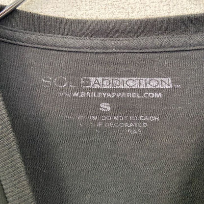 古着 used　SOLE ADDICTION　半袖プリントTシャツ　インディアン　レトロデザイン　黒　ブラック　Sサイズ